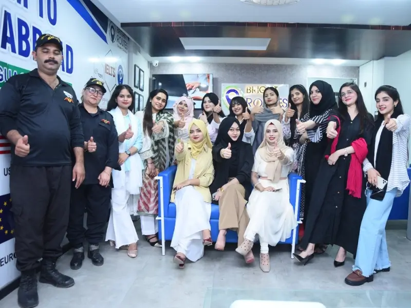 Bright-routes-succeffull-study-abroadexpo-for-expert-education-consultants-faisalabad